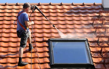 roof cleaning Crickadarn, Powys